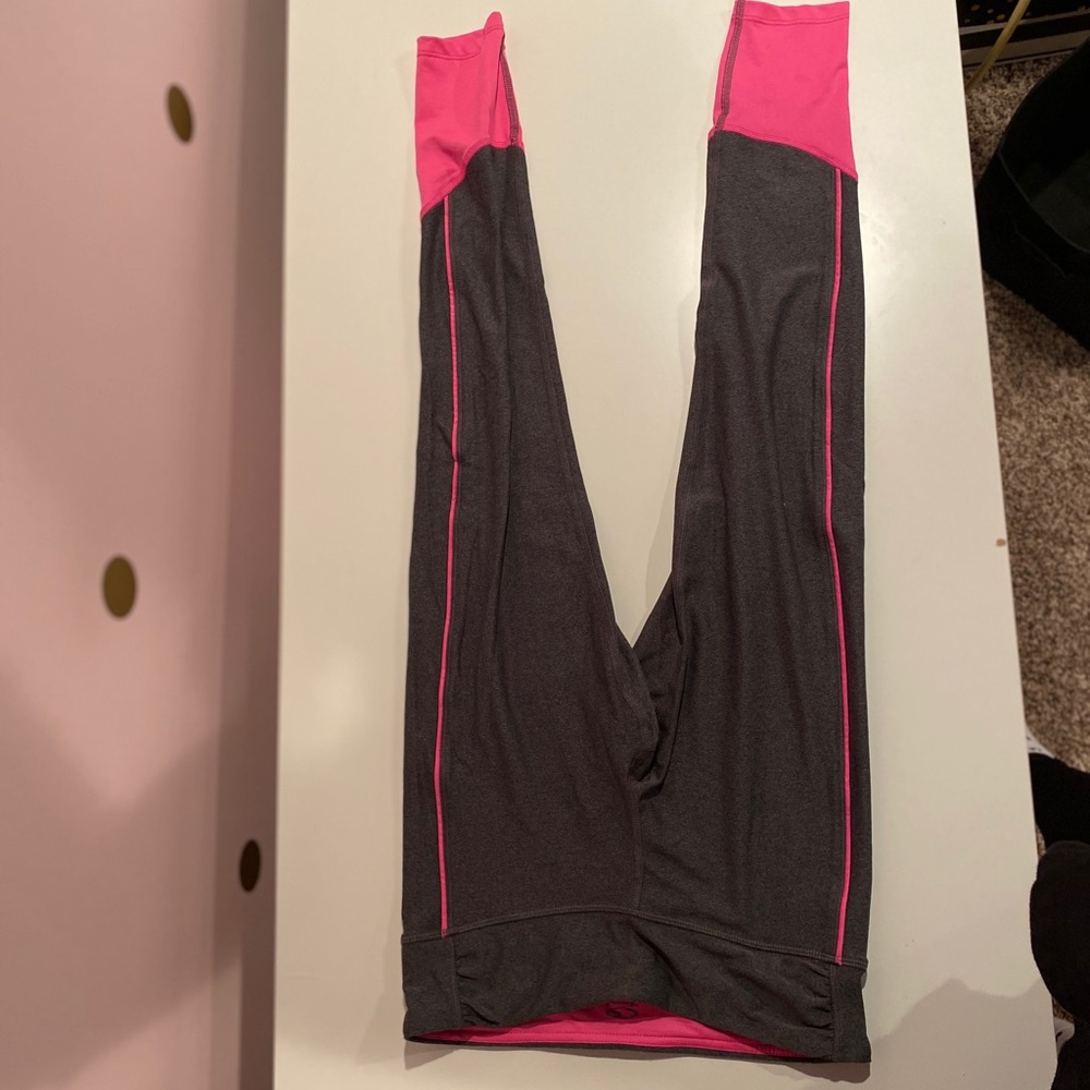 C9 Champion grey leggings with hot pink details